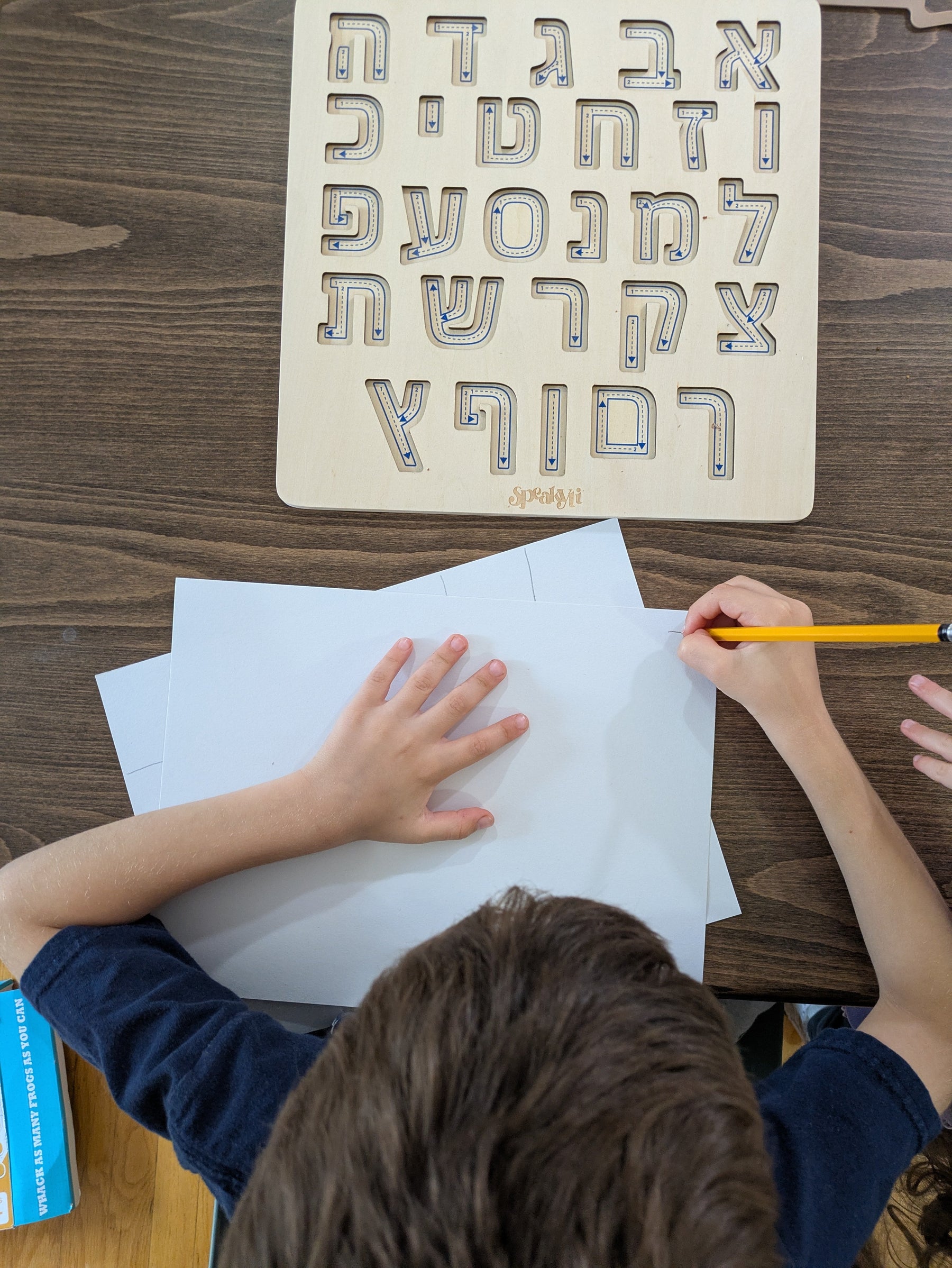Two Core Principles for Teaching Kids to Write the Alef Bet